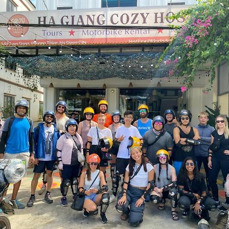 Ha Giang Cozy Hostel Exteriör bild
